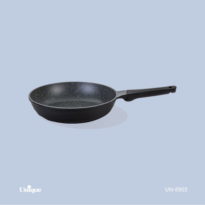 تابه تک دسته برند یونیک Unique کد UN-8903 سایز 28 مشکی دسته باکالیتی