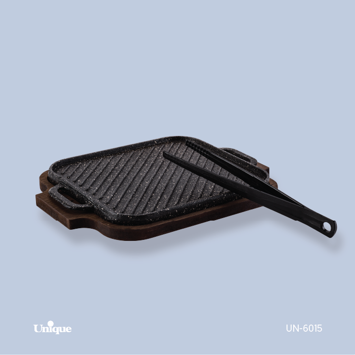 تابه گریل شکل مربع برند یونیک Unique کد UN-6015 جنس چدنی گرانیتی با چوب و انبر